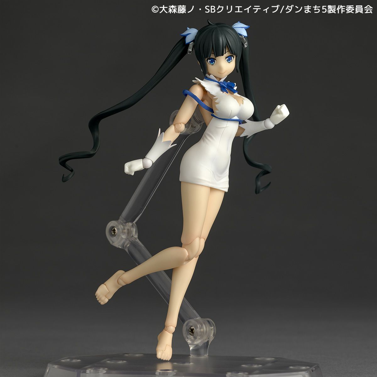 DanMachi Revoltech Hestia PVC Action Figure 13 cm - AniMuchuu