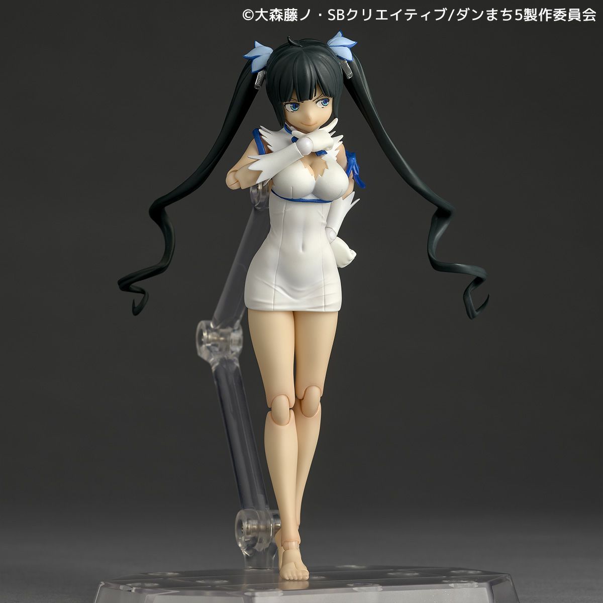 DanMachi Revoltech Hestia PVC Action Figure 13 cm - AniMuchuu