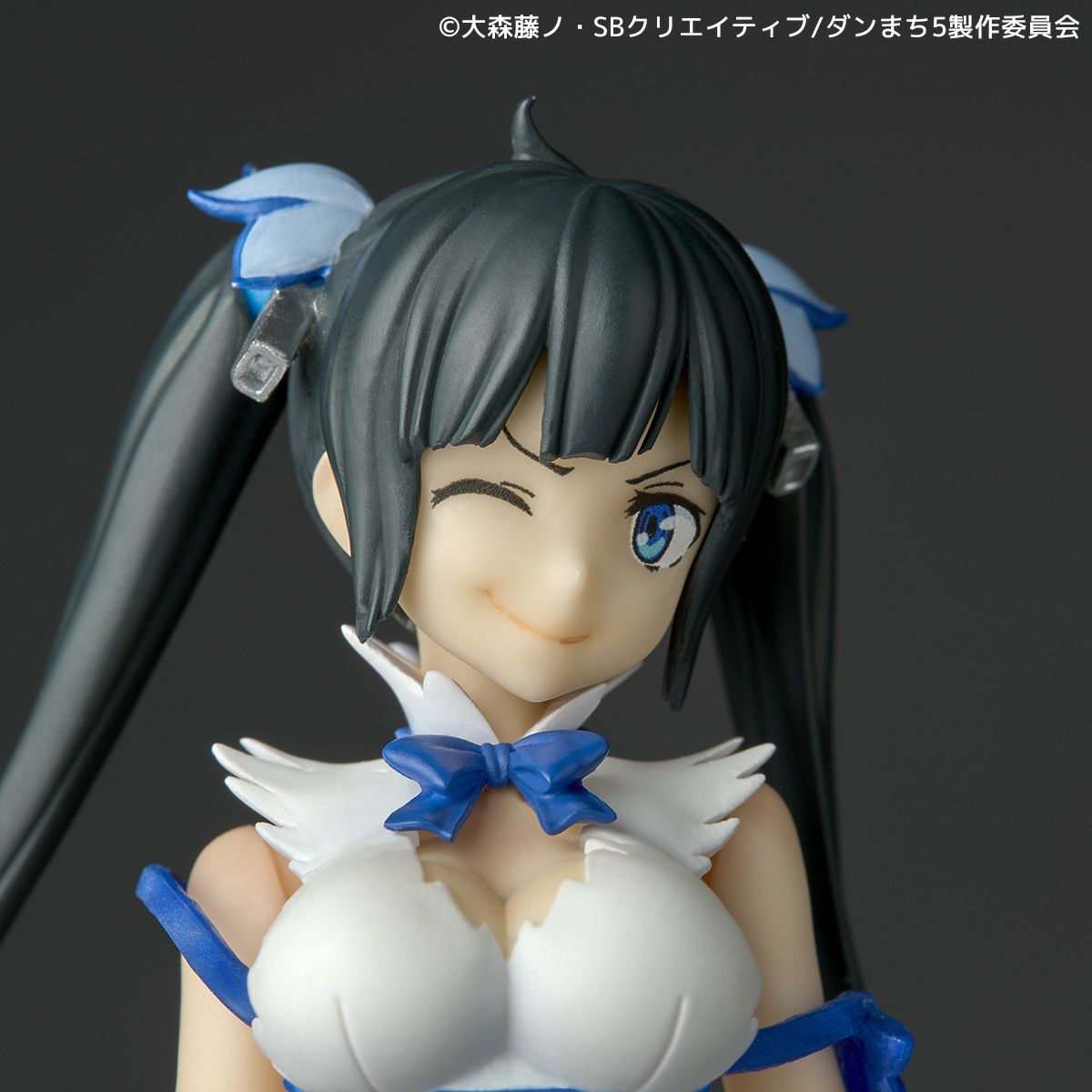 DanMachi Revoltech Hestia PVC Action Figure 13 cm - AniMuchuu