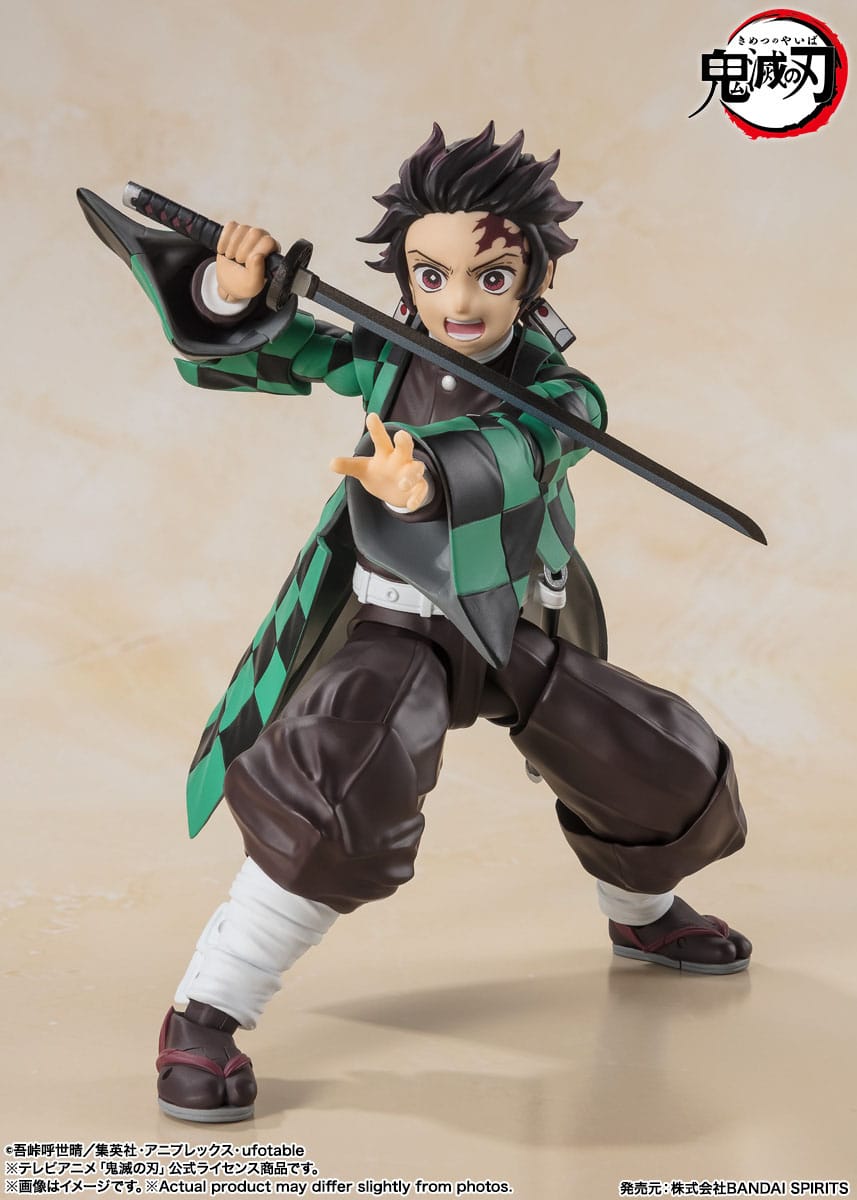 Demon Slayer S.H. Figuarts Action Figure Tanjiro Kamado 14 cm - AniMuchuu