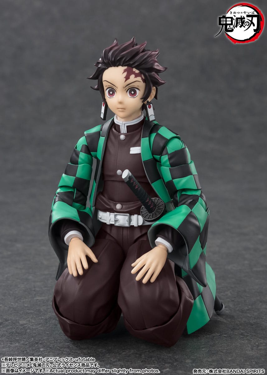 Demon Slayer S.H. Figuarts Action Figure Tanjiro Kamado 14 cm - AniMuchuu