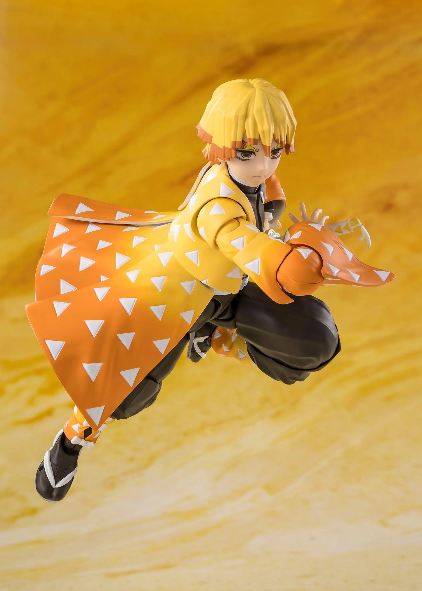 Demon Slayer: Kimetsu no Yaiba FiguartsZERO PVC Statue Zenitsu Agatsuma 14 cm - AniMuchuu