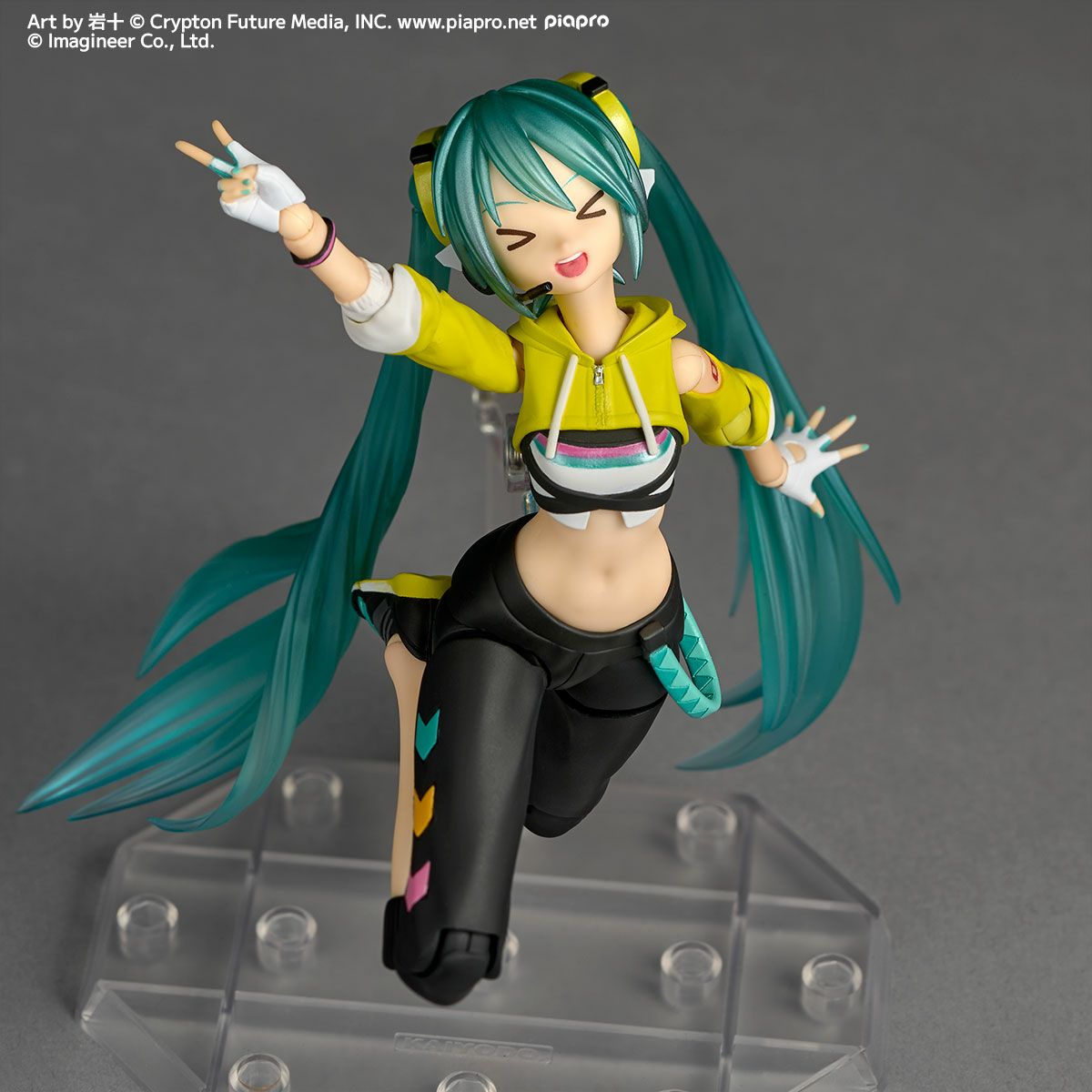 Hatsune Miku Revoltech Miku Boxing PVC Action Figure 15 cm - AniMuchuu
