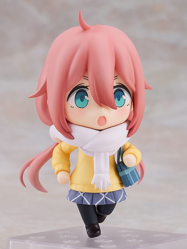 Laid-Back Camp Nendoroid Figure Nadeshiko Kagamihara: School Uniform Ver. 10 cm - AniMuchuu