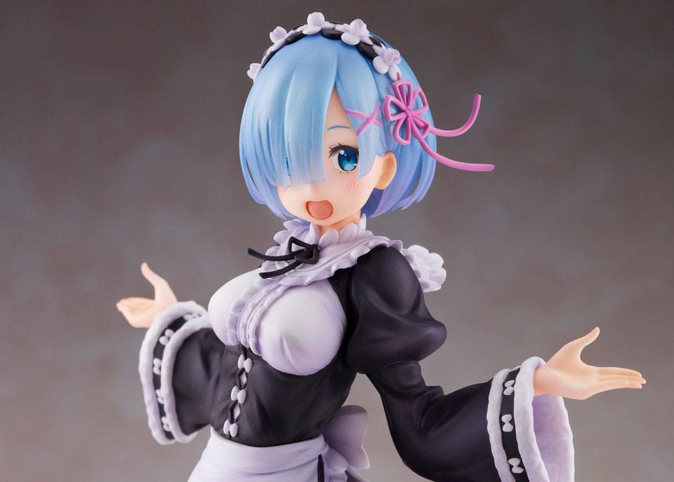 Re:Zero - Starting Life in Another World AMP PVC Figurine Rem Winter Maid Ver. 18 cm - AniMuchuu