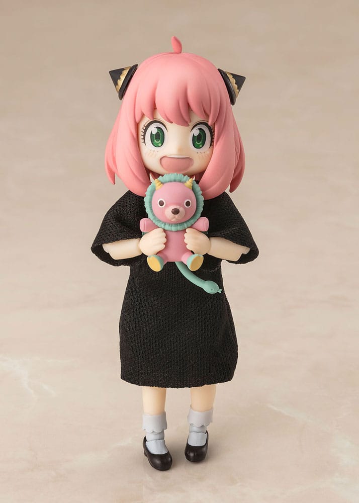 Spy x Family S.H. Figuarts Figure Anya Forger Casual Attire Ver. 8 cm - AniMuchuu