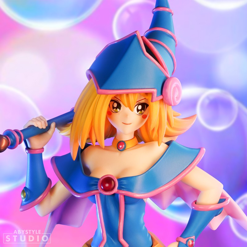 Yu-Gi-Oh! Dark Magician Girl SFC Figure 24 cm - AniMuchuu