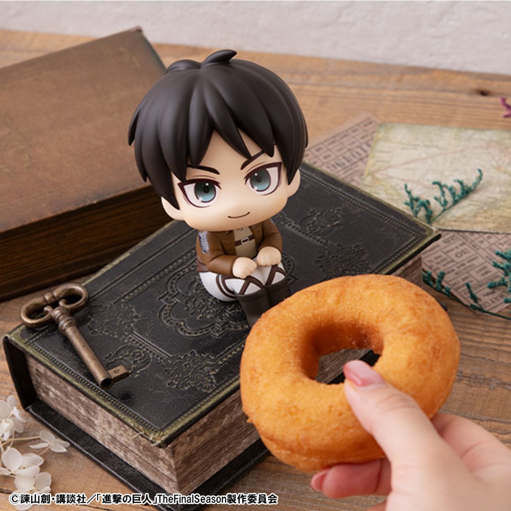 Attack on Titan Look Up PVC Statue Eren Jaeger 11 cm - AniMuchuu