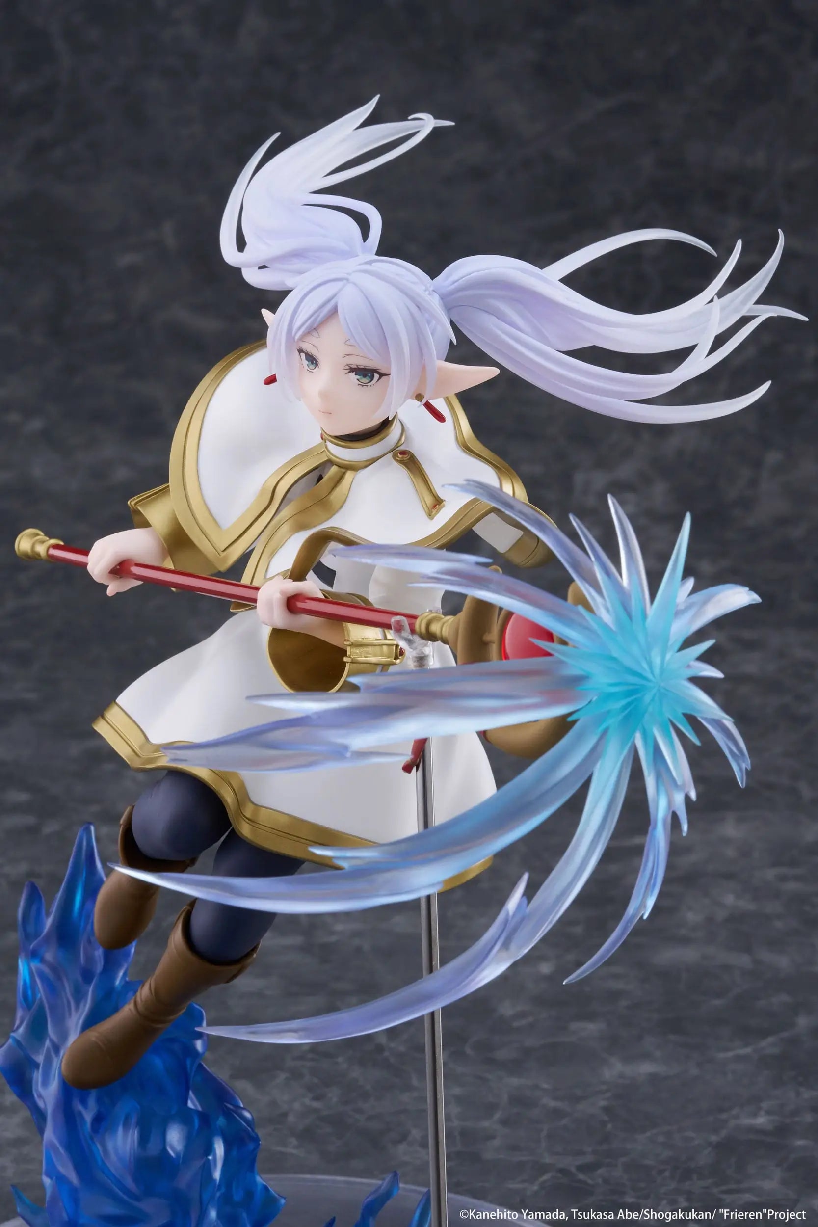 Frieren: Beyond Journey´s End AMP+ PVC Figure Frieren 21 cm - AniMuchuu