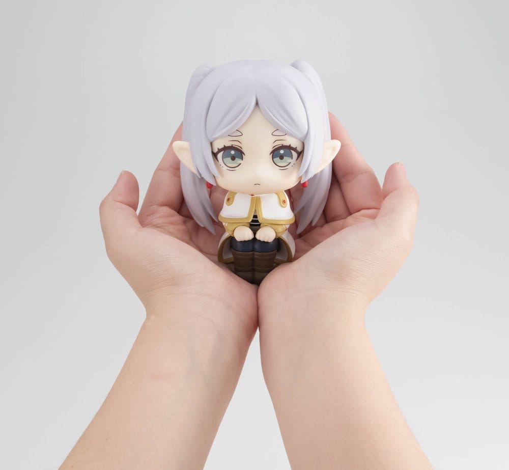 Frieren: Beyond Journey's End Look Up PVC Figure Frieren 11 cm - AniMuchuu