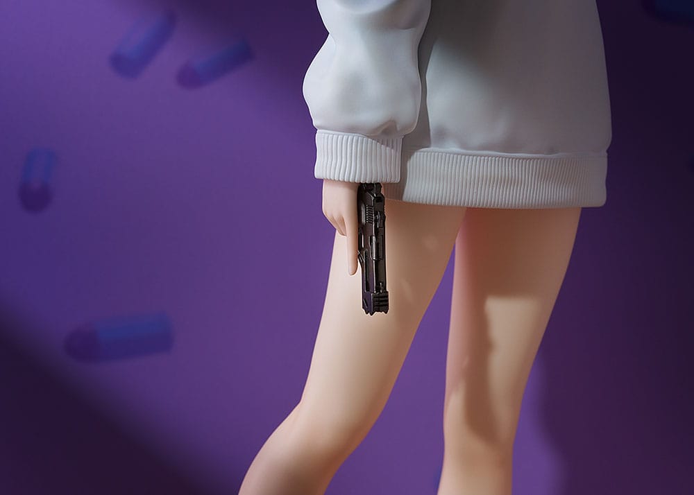 Lycoris Recoil PVC Statue 1/7 Chisato Nishikigi: Oversized Sweatshirt Ver. 25 cm - AniMuchuu