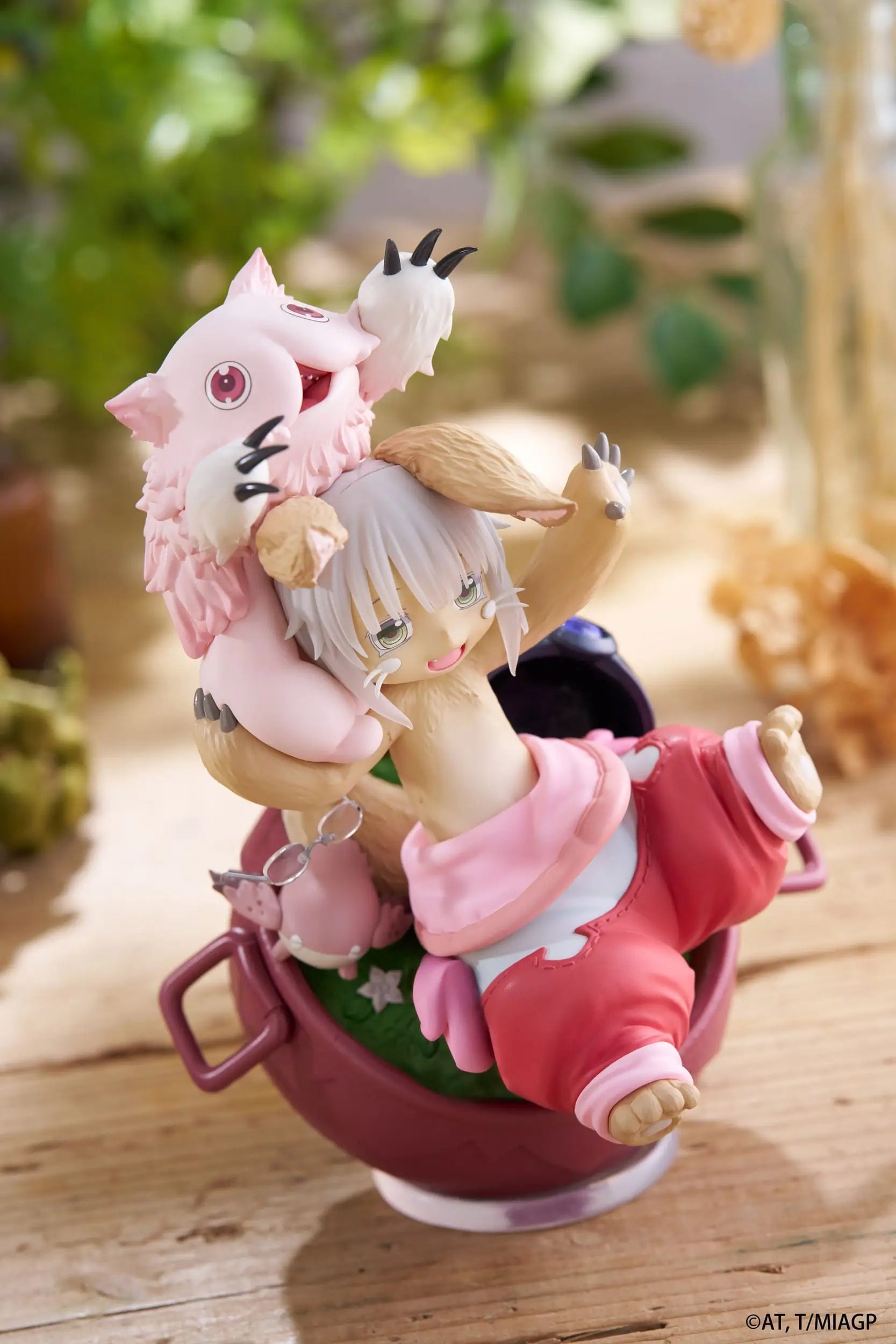 Made in Abyss AMP+ PVC Statue Statue Nanachi My Treasure 16 cm - AniMuchuu
