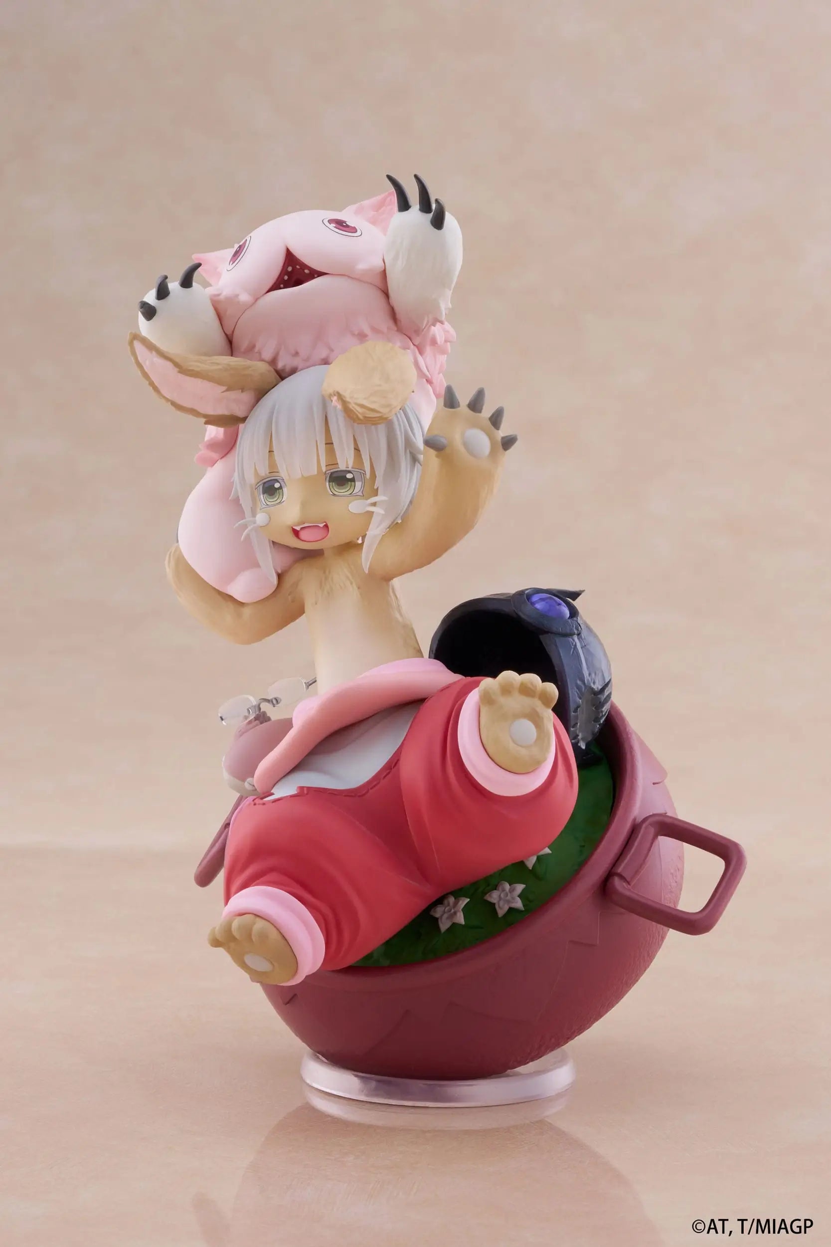 Made in Abyss AMP+ PVC Statue Statue Nanachi My Treasure 16 cm - AniMuchuu