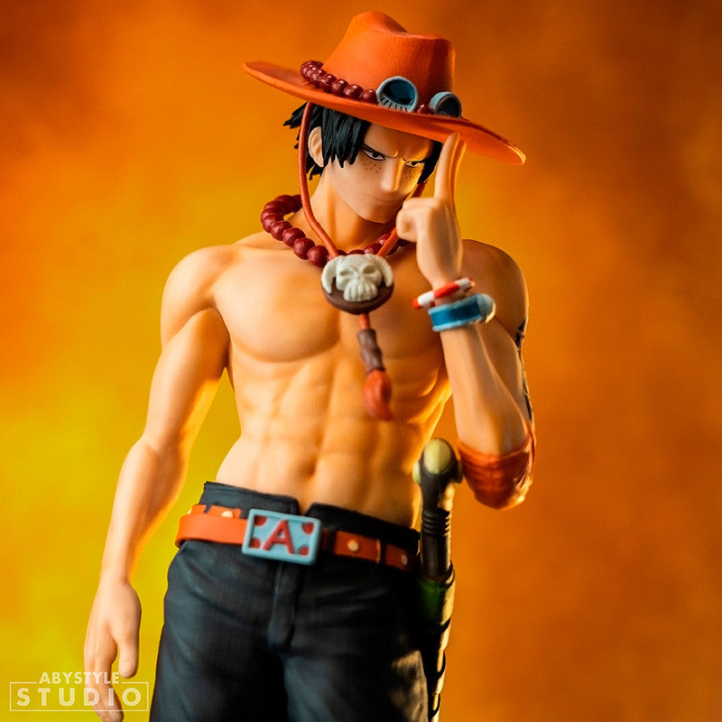 One Piece Super Figure Collection PVC Figure Portgas D. Ace 20 cm - AniMuchuu