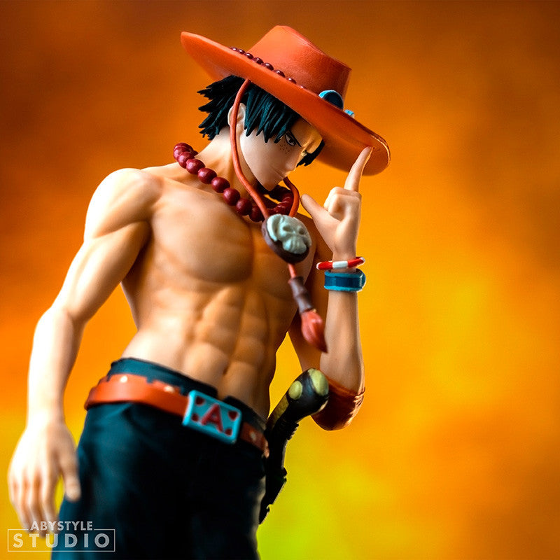 One Piece Super Figure Collection PVC Figure Portgas D. Ace 20 cm - AniMuchuu