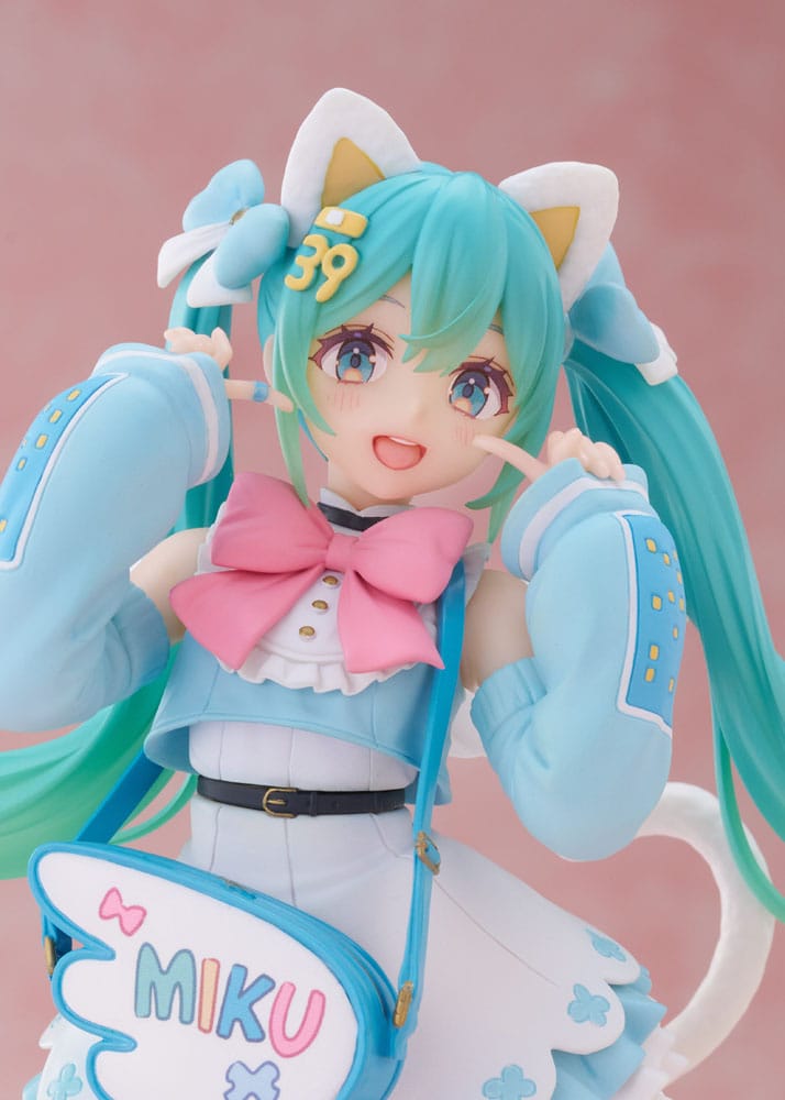 Vocaloid PVC Statue Hatsune Miku Fashion Fancy Ver. 18 cm - AniMuchuu