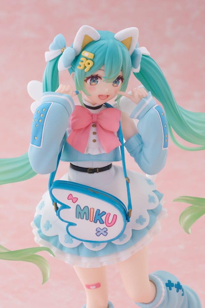 Vocaloid PVC Statue Hatsune Miku Fashion Fancy Ver. 18 cm - AniMuchuu