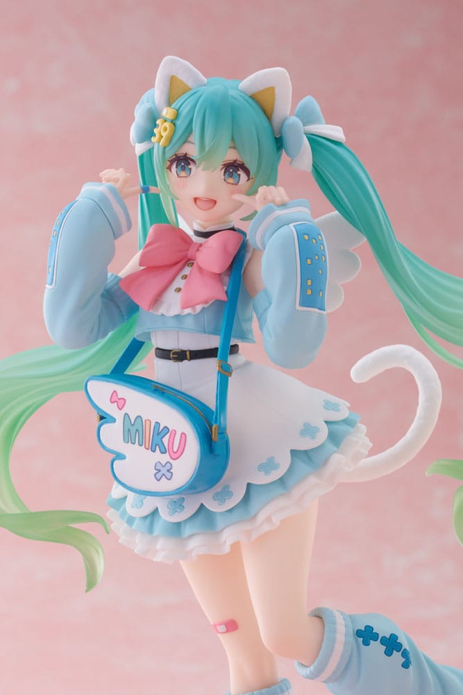 Vocaloid PVC Statue Hatsune Miku Fashion Fancy Ver. 18 cm - AniMuchuu