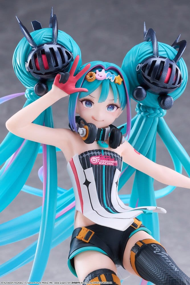 Hatsune Miku Taito Kuji PVC Figure Racing Miku 2026 Ver. Original 18 cm - AniMuchuu
