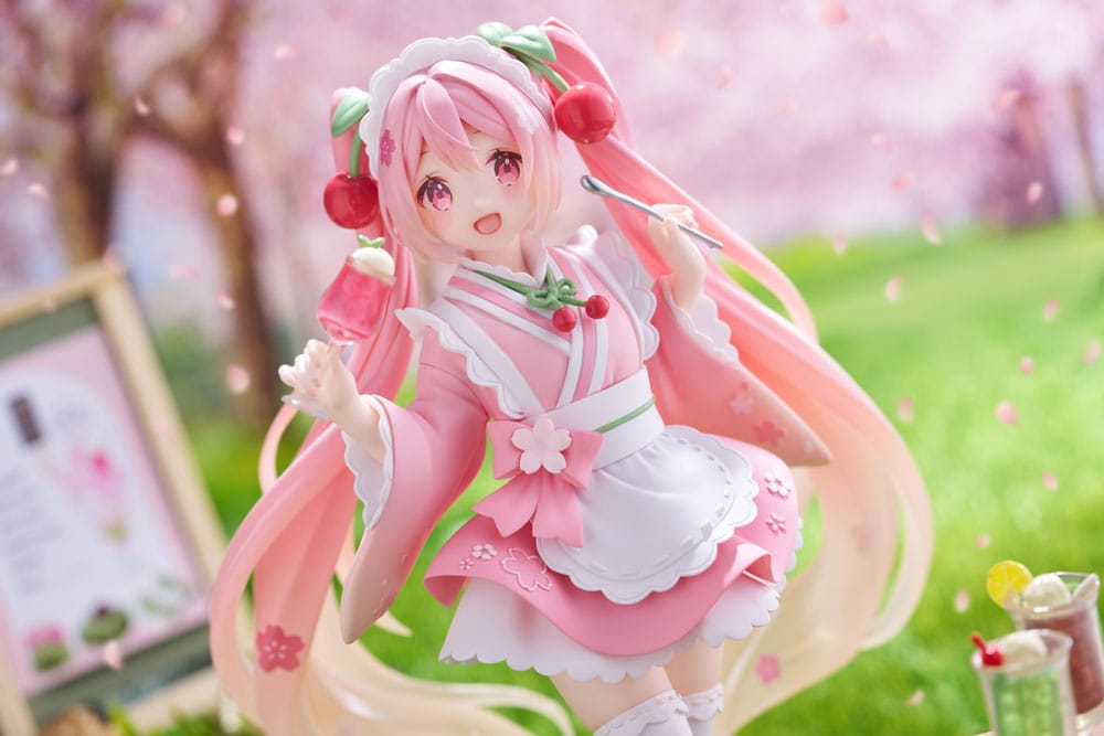Hatsune Miku PVC Statue Newley Written Sakura Miku Japanese Cafe 18 cm - AniMuchuu