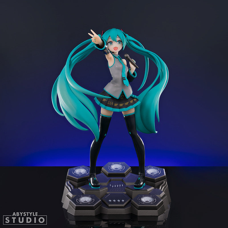 Vocaloid Super Figure Collection PVC Figure Hatsune Miku 18 cm - AniMuchuu