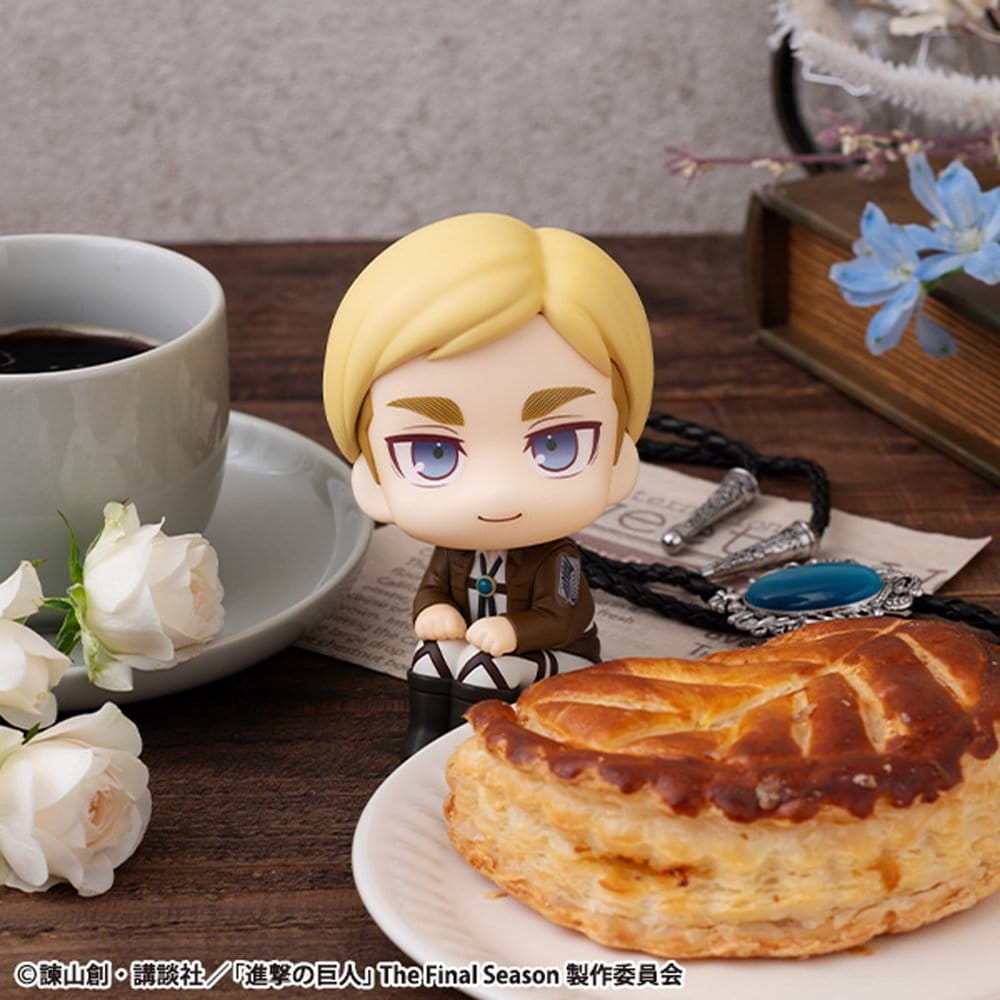 Attack on Titan Look Up PVC Statue Erwin Smith 11 cm - AniMuchuu