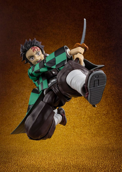 Demon Slayer S.H. Figuarts Action Figure Tanjiro Kamado 14 cm - AniMuchuu