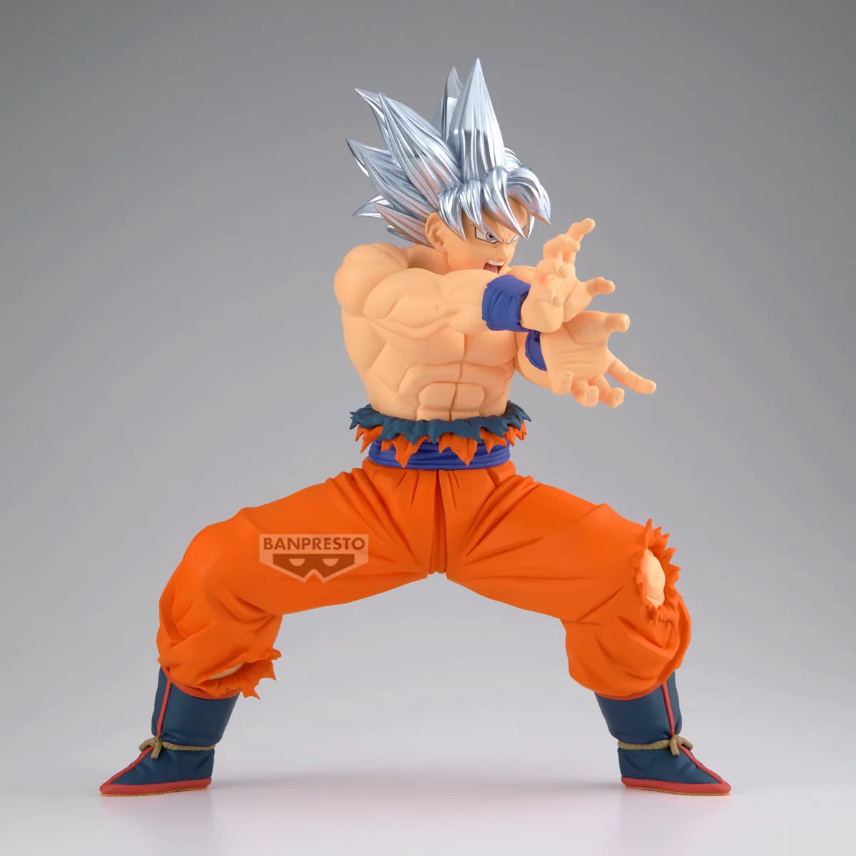 Dragon Ball Super Grandista PVC Figure Son Goku 25 cm - AniMuchuu