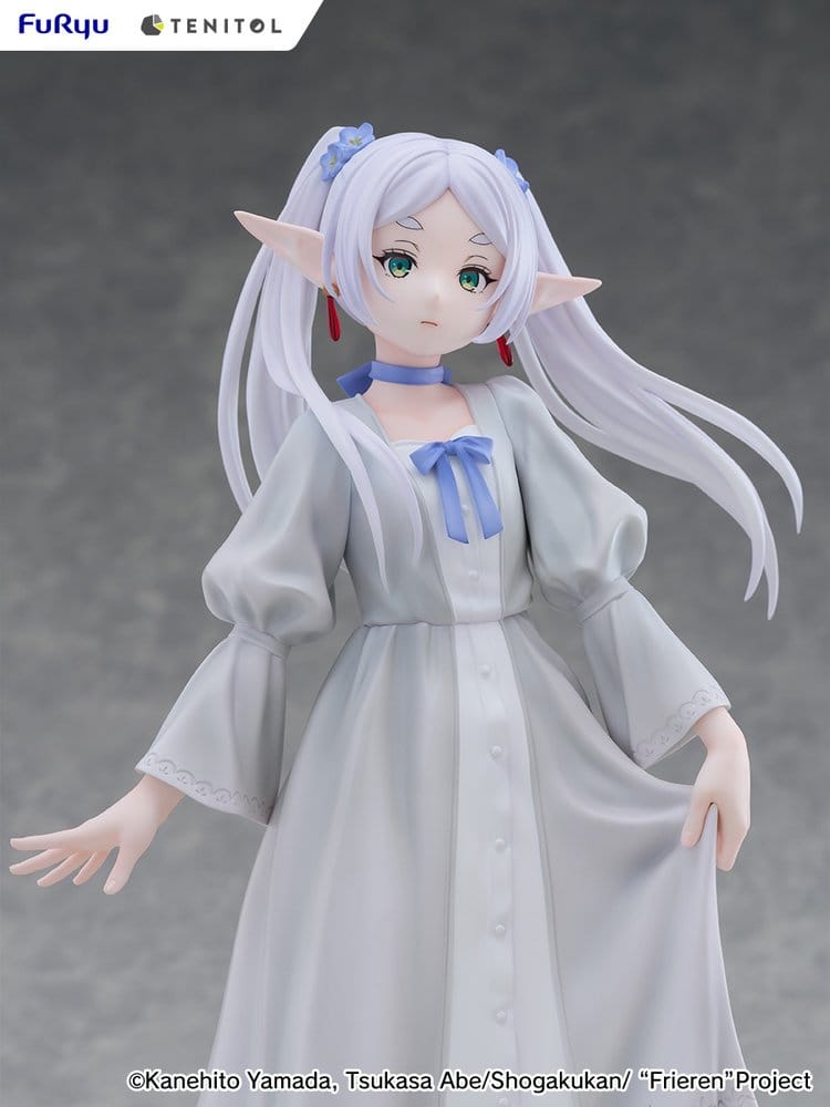 Frieren Tenitol Tall PVC Figure Frieren: Classical Dress 28 cm - AniMuchuu