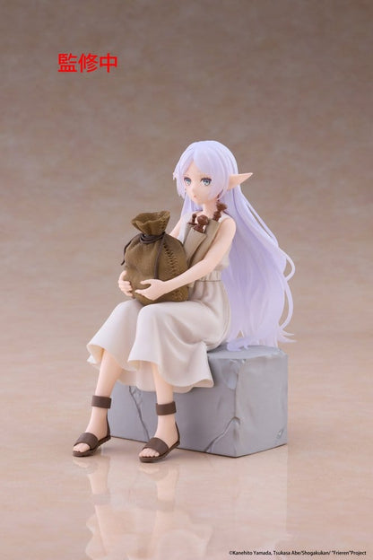 Frieren PVC Figure Desktop Cute Figure Frieren: In Training Ver. 16 cm - AniMuchuu