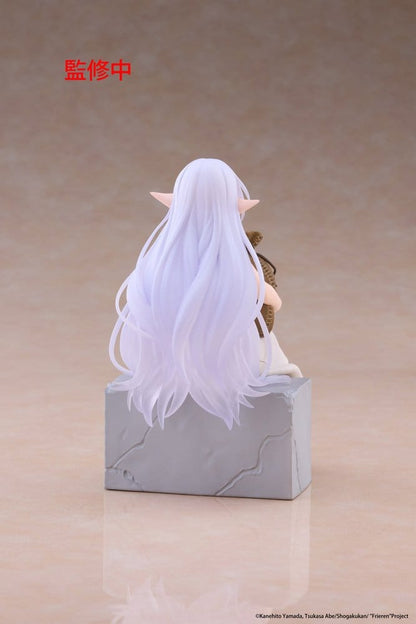 Frieren PVC Figure Desktop Cute Figure Frieren: In Training Ver. 16 cm - AniMuchuu