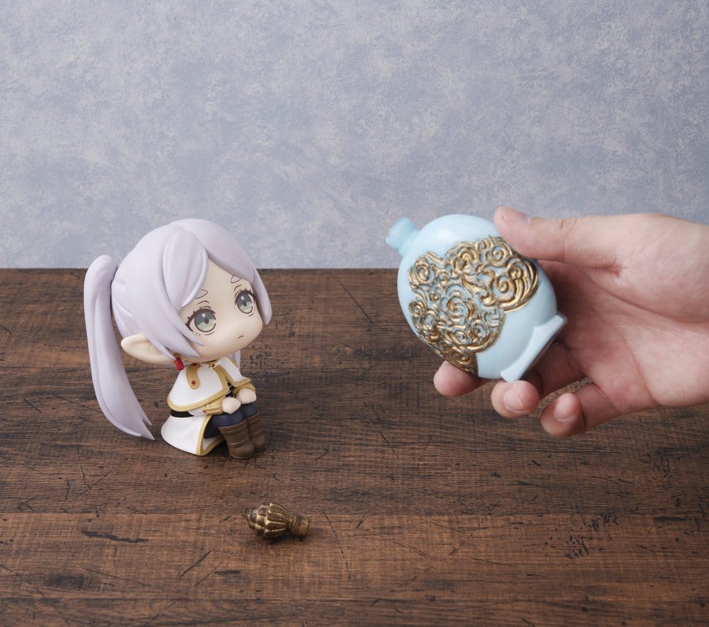 Frieren: Beyond Journey's End Look Up PVC Figure Frieren 11 cm - AniMuchuu