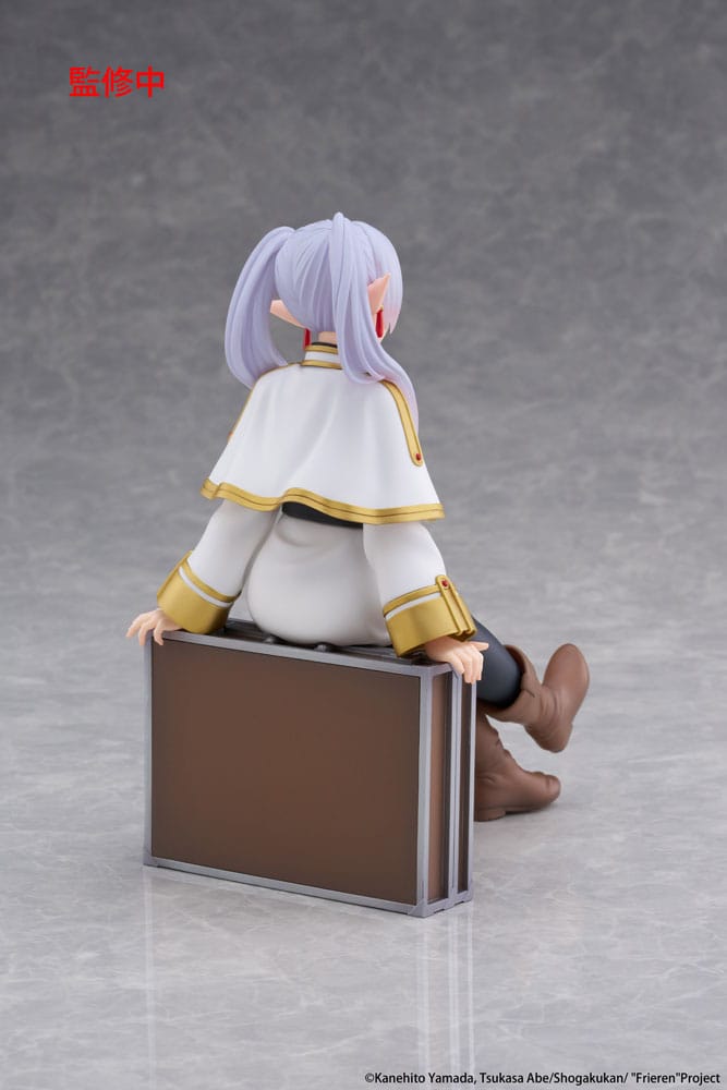 Frieren PVC Statue Desktop Cute Figure Frieren Trunk Case Ver. 13 cm - AniMuchuu
