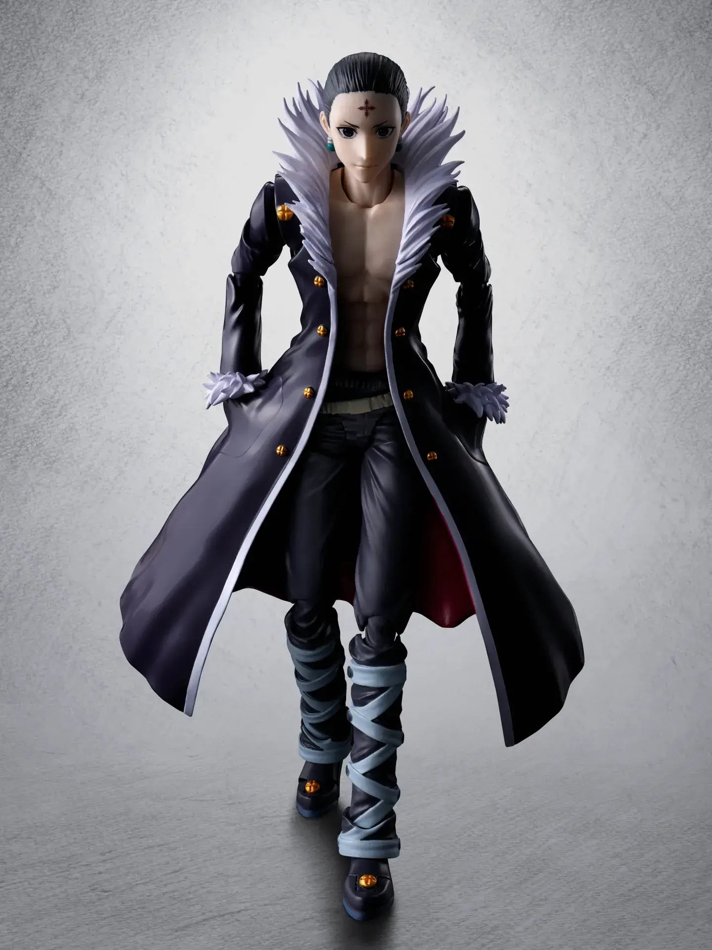 Hunter x Hunter S.H.Figuarts Action Figure Chrollo 16 cm - AniMuchuu