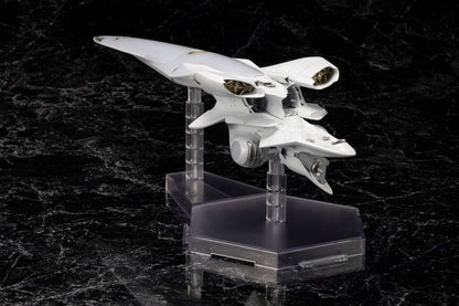 Legend of the Galactic Heroes Plastic Model Kit Battleship Brynhildr 30 cm - AniMuchuu