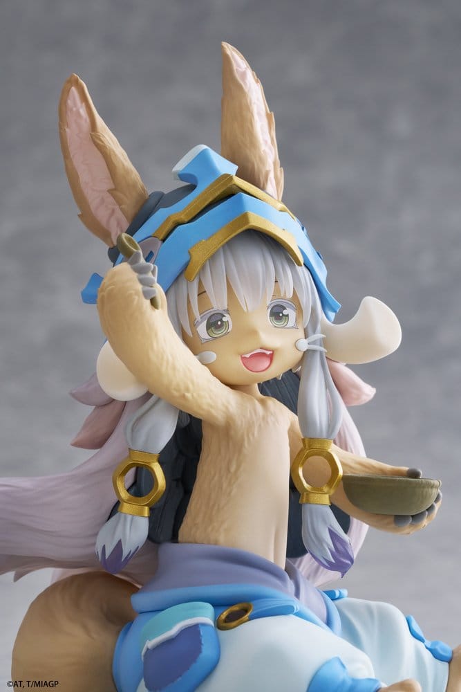 Made in Abyss Desktop Cute PVC Figure Nanachi Mealtime ver. 13 cm - AniMuchuu