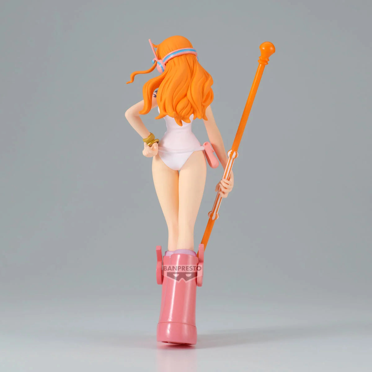 One Piece The Shukko PVC Figure Nami 16 cm - AniMuchuu