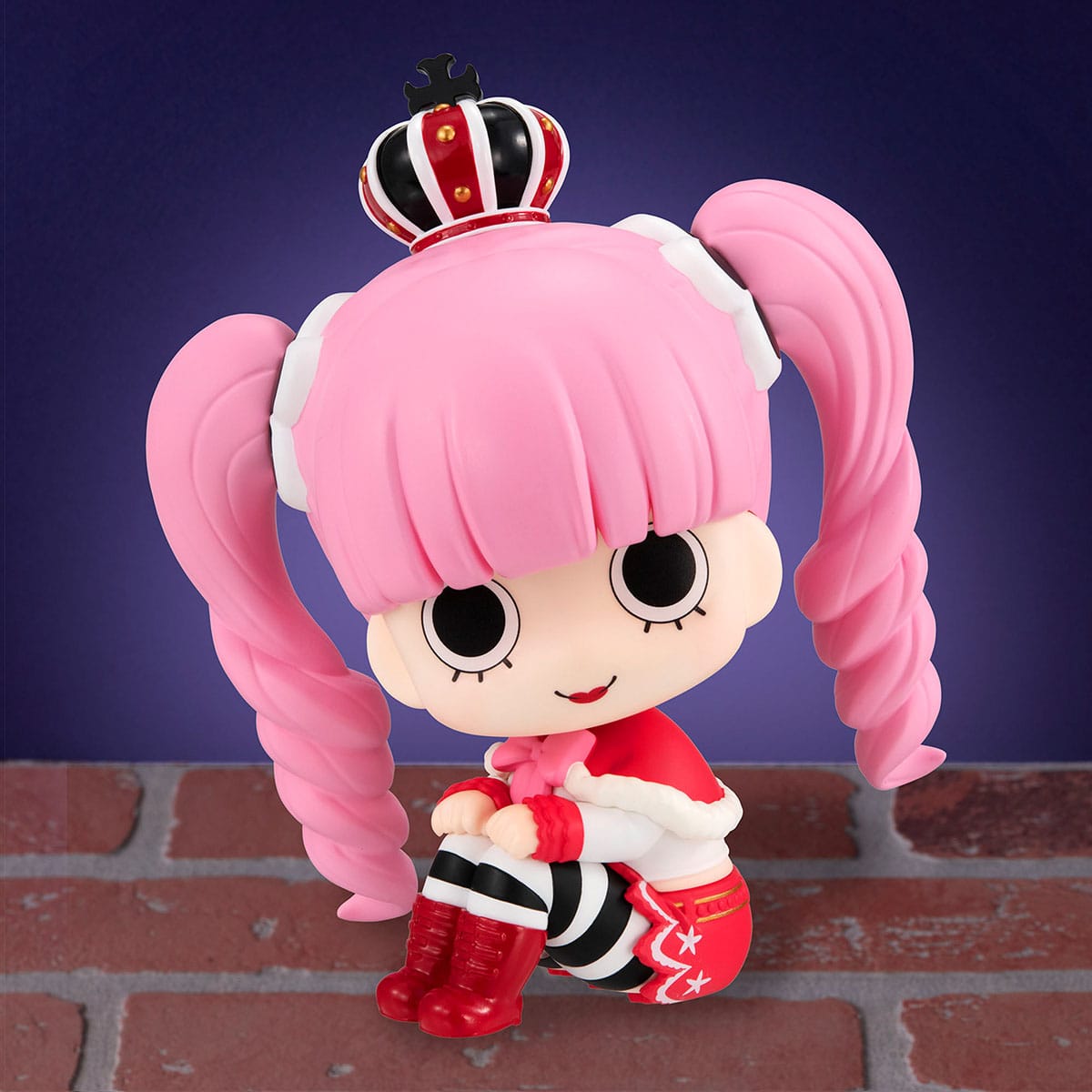 One Piece Look Up PVC Figure Perona 11 cm - AniMuchuu