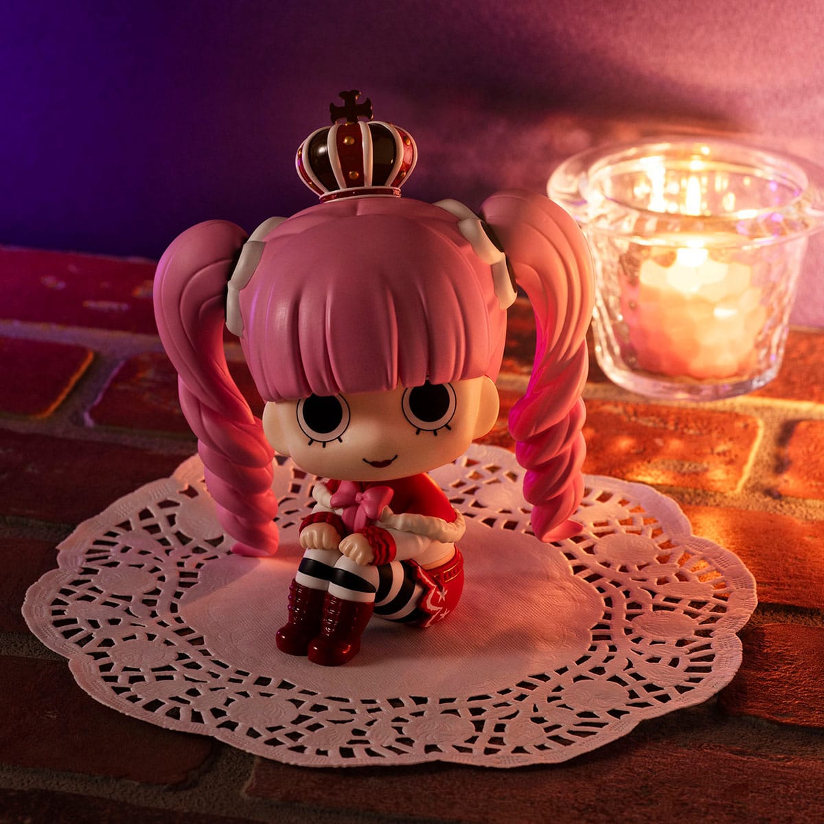 One Piece Look Up PVC Figure Perona 11 cm - AniMuchuu