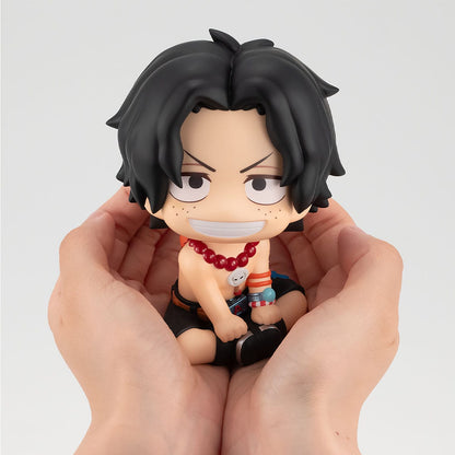 One Piece Look Up PVC Figure Portgas D. Ace 11 cm - AniMuchuu