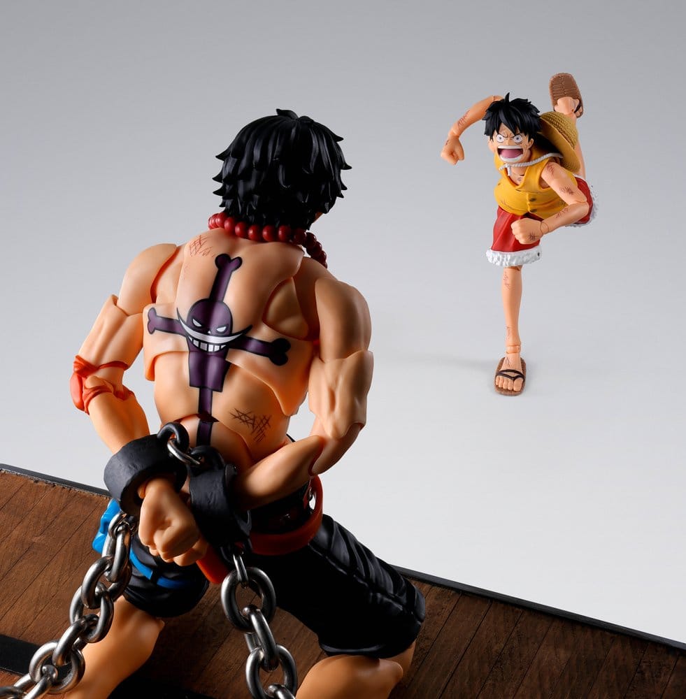 One Piece S.H. Figuarts Action Figure Portgas D. Ace -Marineford- 16 cm - AniMuchuu
