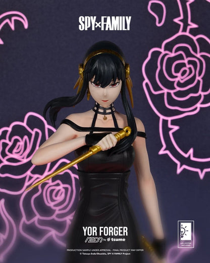 Spy x Family Neon Figure 1/9 Yor Forger 25 cm - AniMuchuu