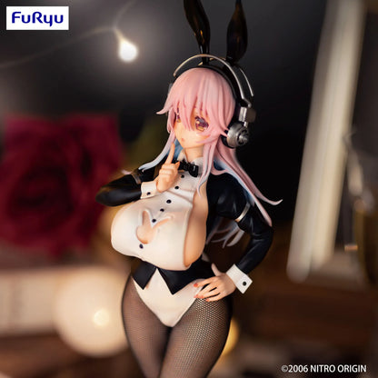 Super Sonico: Tailcoat BiCute Bunnies PVC Figure 30 cm - AniMuchuu