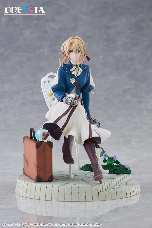 Violet Evergarden Dressta PVC Figure Violet Evergarden 17 cm - AniMuchuu