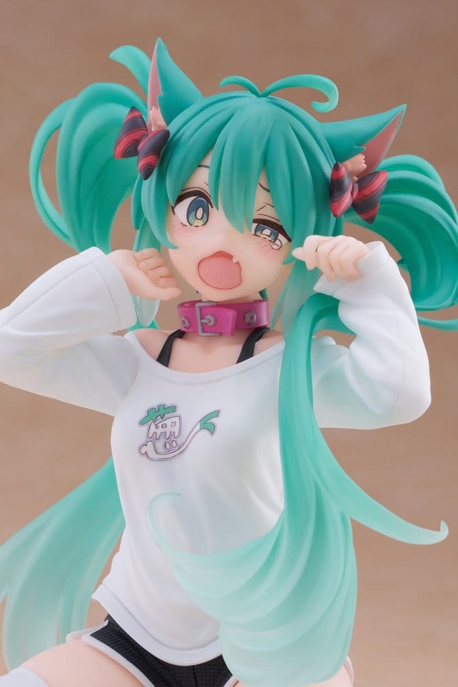 Vocaloid PVC Statue Desktop Cute Figure Hatsune Miku Cat Ear 13 cm - AniMuchuu