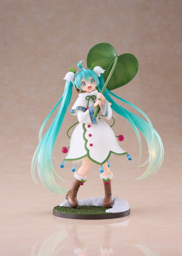 Hatsune Miku AMP+ PVC Figure Snow Miku: All Stars 2015 Ver. 22 cm - AniMuchuu