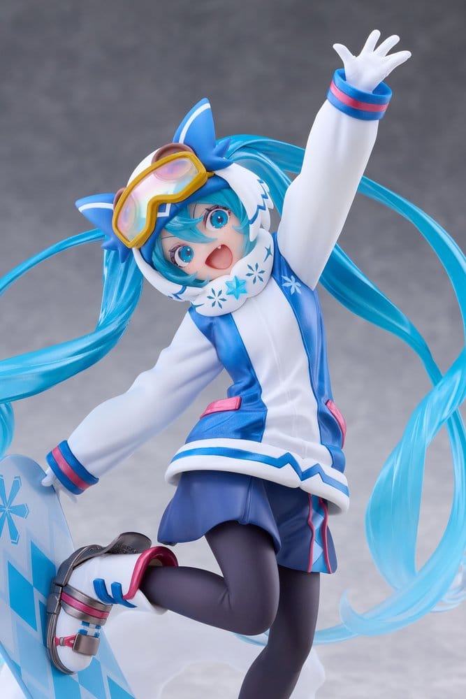 Hatsune Miku AMP+ PVC Figure Snow Miku: All Stars 2016 Ver. 23 cm - AniMuchuu
