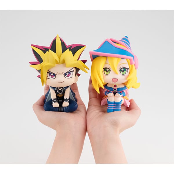 Yu-Gi-Oh! Look Up PVC Statue Yami Yugi 11 cm - AniMuchuu