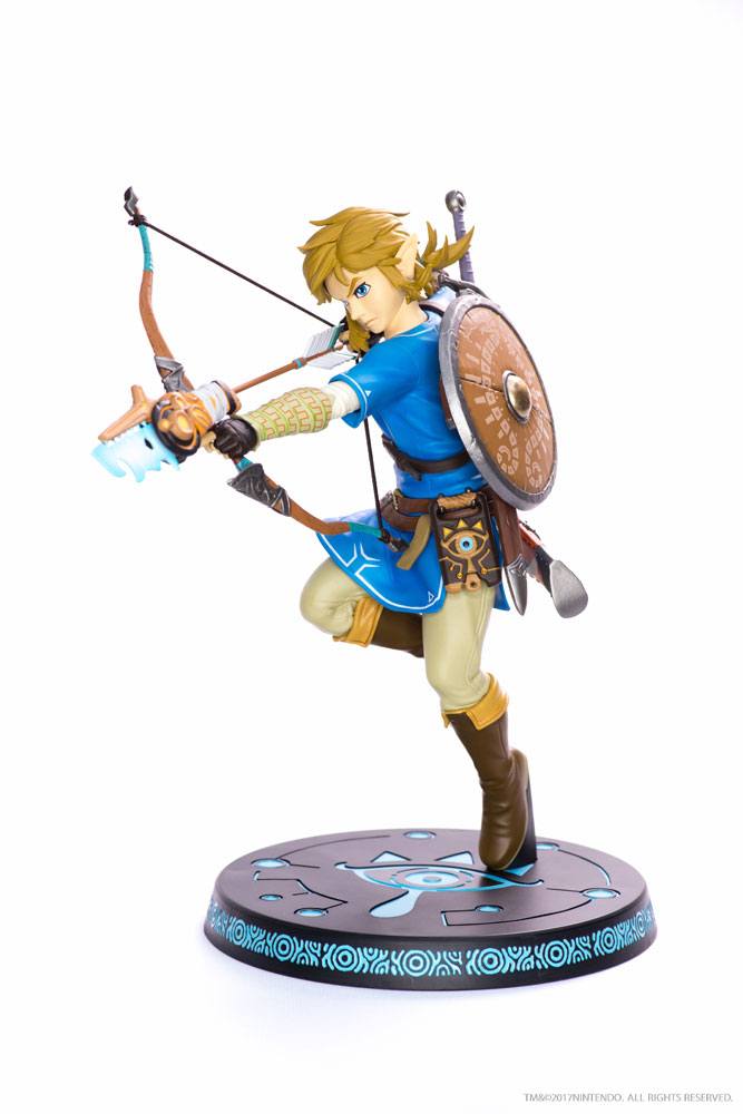 The Legend of Zelda Breath of the Wild PVC Statue Link 25 cm - AniMuchuu